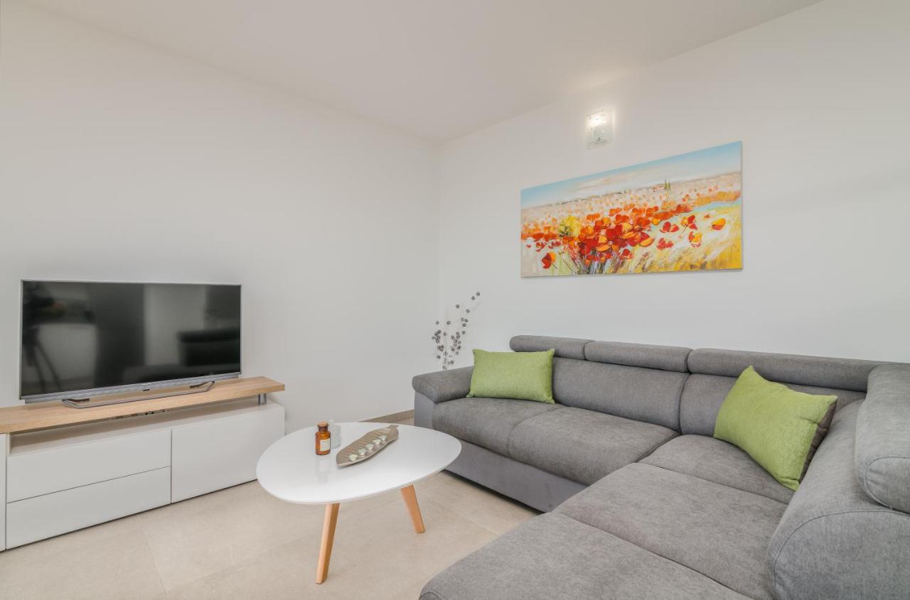 Apartments Sunrise Krk Đảo Krk Ngoại thất bức ảnh